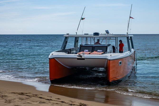 Full Day Luxury Snorkel Charter With Lunch (Minimum 10 Guests) - A comfortable way to spend the day at sea
