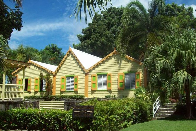 Half-Island Tour of St Kitts - What the guide adds to the ride