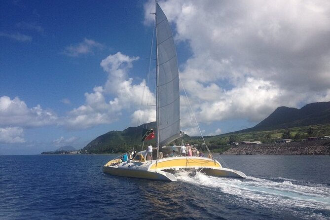 Snorkel Lunch & Lounge: Bluewater or Snorkel and Lunch: Leeward - Lunch on board and the open bar