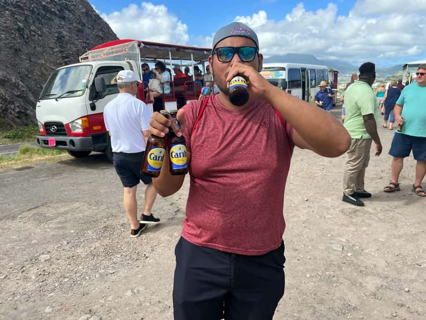 St. Kitts: Basseterre, Royal Highlight Tour - A quick refreshment pause