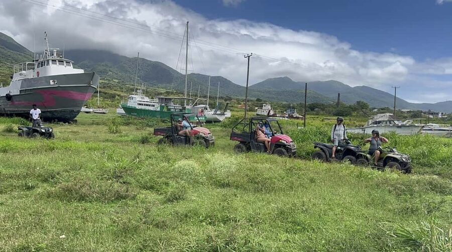 St. Kitts:Countryside Dune Buggy Tour - The short lesson before the ride